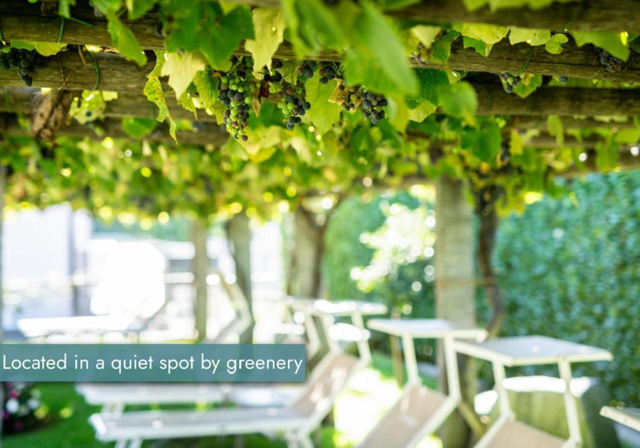 Ascona Lodge, Pool & Garden Retreat Luaran gambar