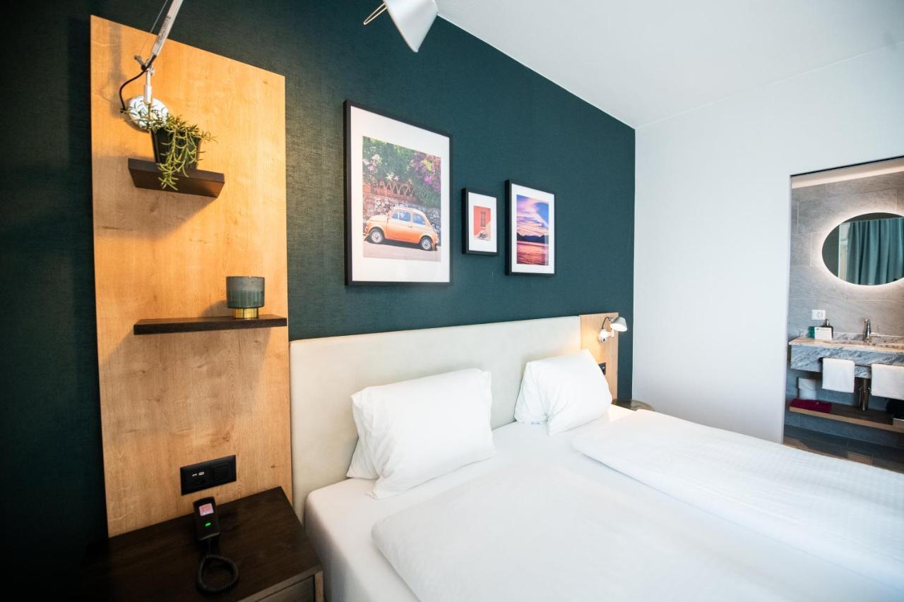 Ascona Lodge, Pool & Garden Retreat Luaran gambar