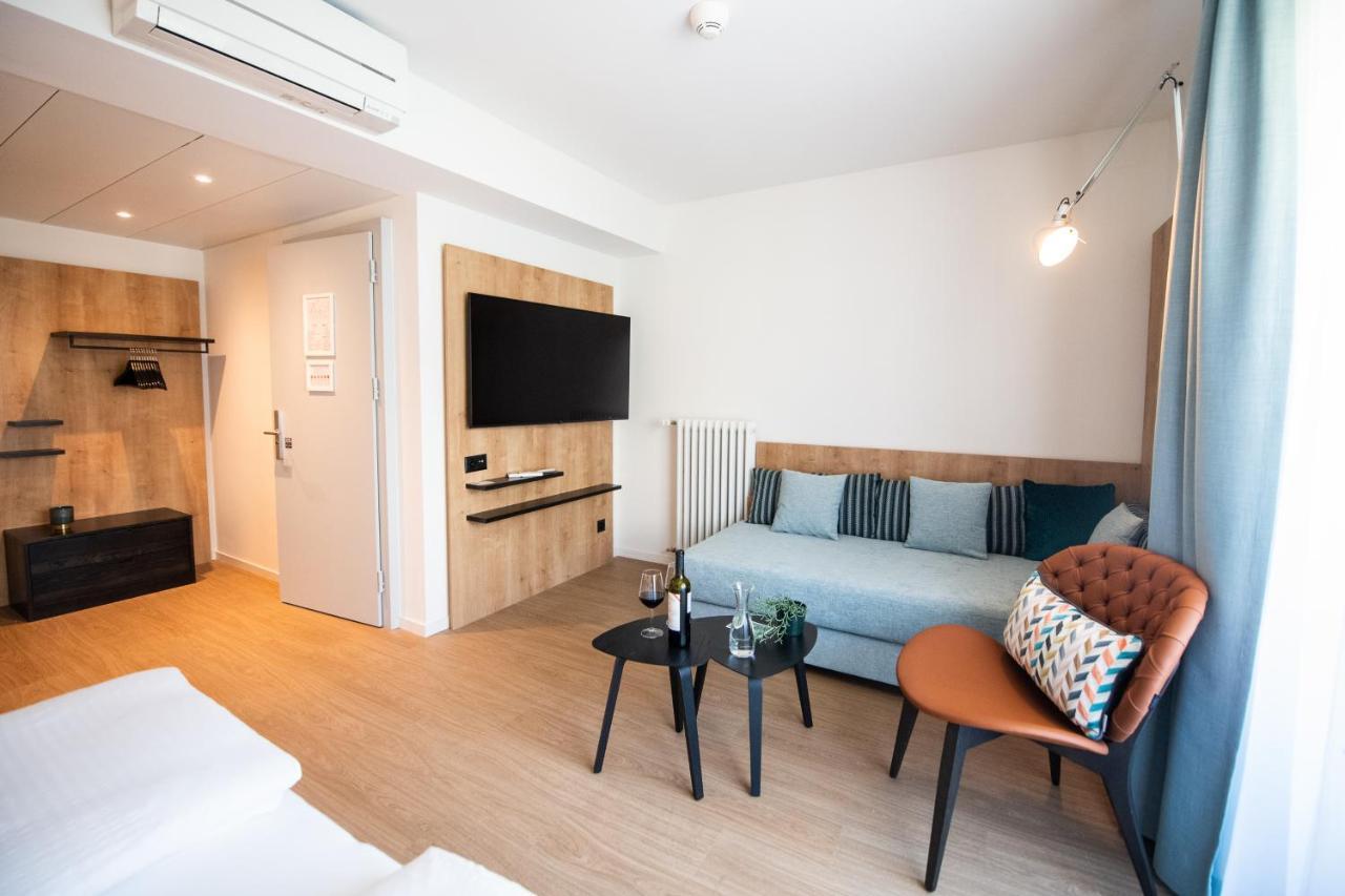 Ascona Lodge, Pool & Garden Retreat Bilik gambar