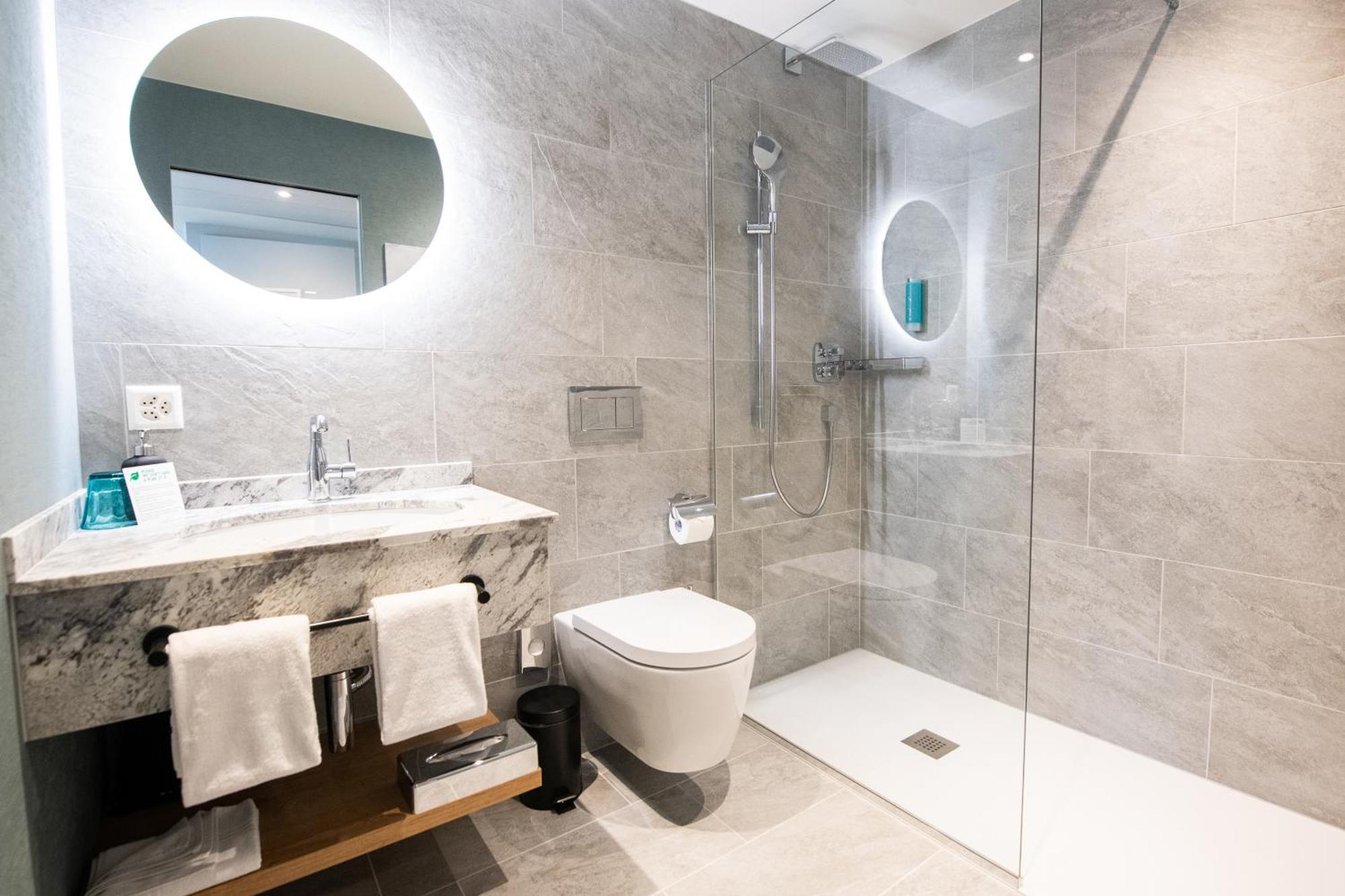 Ascona Lodge, Pool & Garden Retreat Bilik gambar